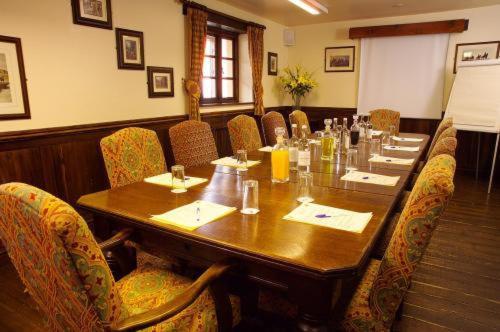 The Deddington Arms Hotel Buitenkant foto