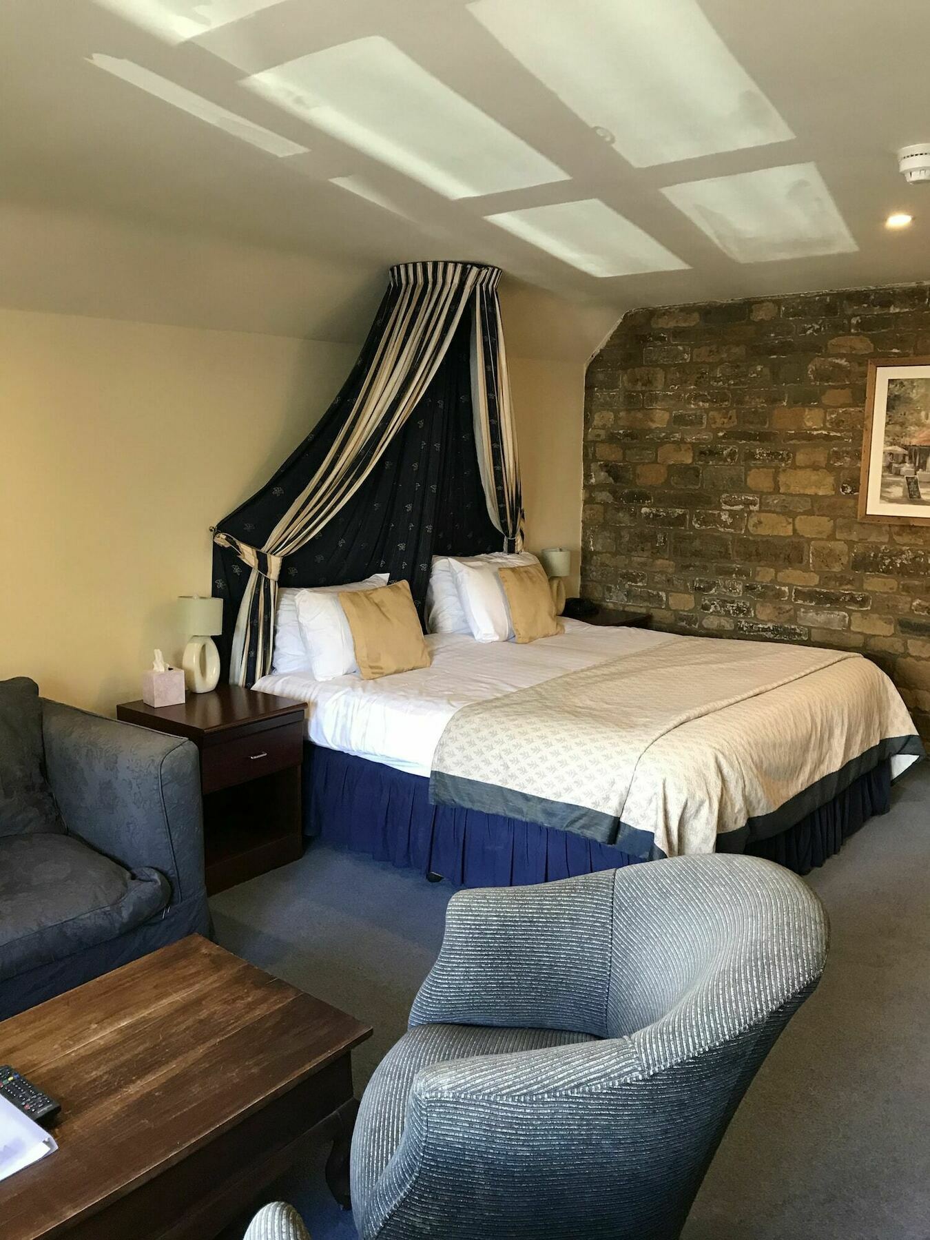 The Deddington Arms Hotel Buitenkant foto